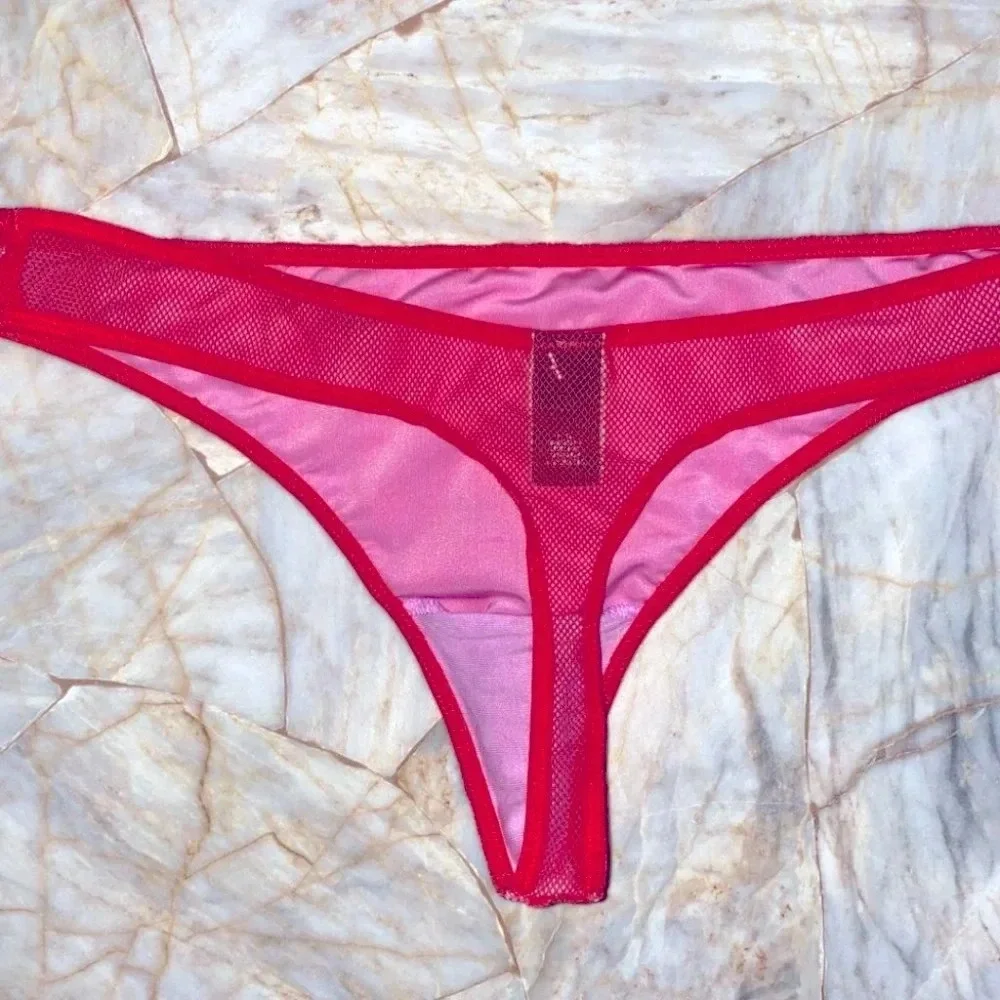 V-String Very Sexy Thong Panty Lace G-String Small‎
